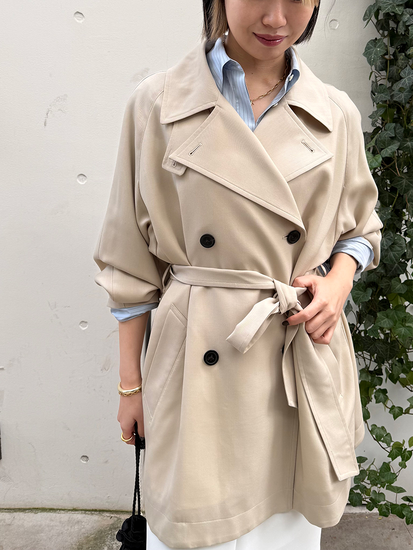 ELLE SHOP】「コキュカ」のショートトレンチコートで春を先取り'S