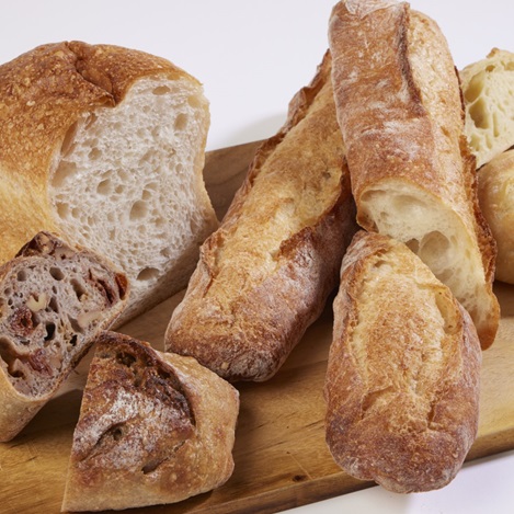 パン好き必見！人気ショップ「シニフィアン シニフィエ」のパンセット