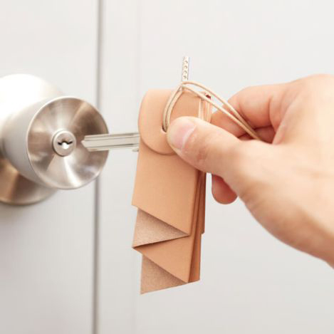 日常を彩る「イロセ」のキーホルダー＆ルームシューズが入荷！