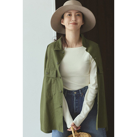 「マイ ウィークネス」軽やかな羽織りものから秋をはじめて