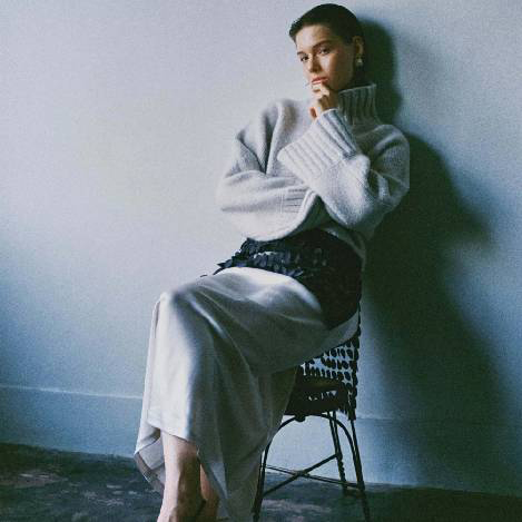 ＜PICK UP＞計算されたシルエットでコーディネートが華やぐニット