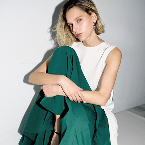 【Linen Skirt】ぜいたくなボリューム感が夏の装いを華やかに