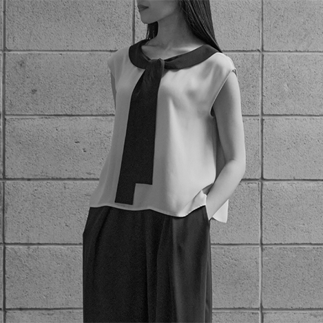 The Classic Blouse for Effortless Summer Elegance