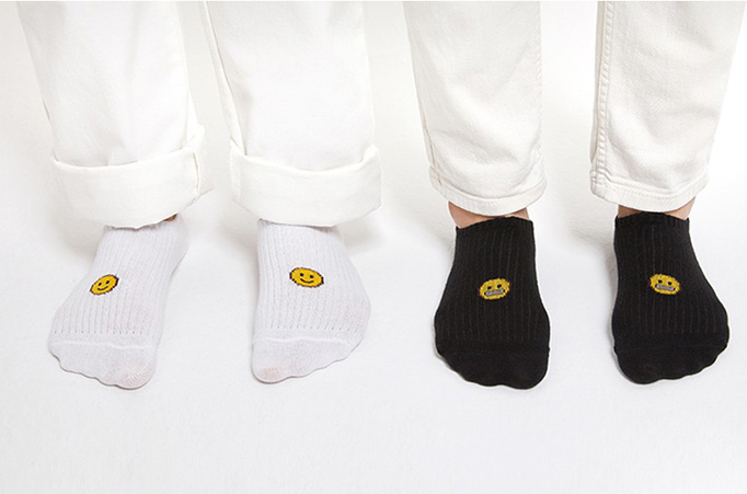 Elle Shop 絵文字をテーマにしたフットカバー登場 ファッション通販 エル ショップ