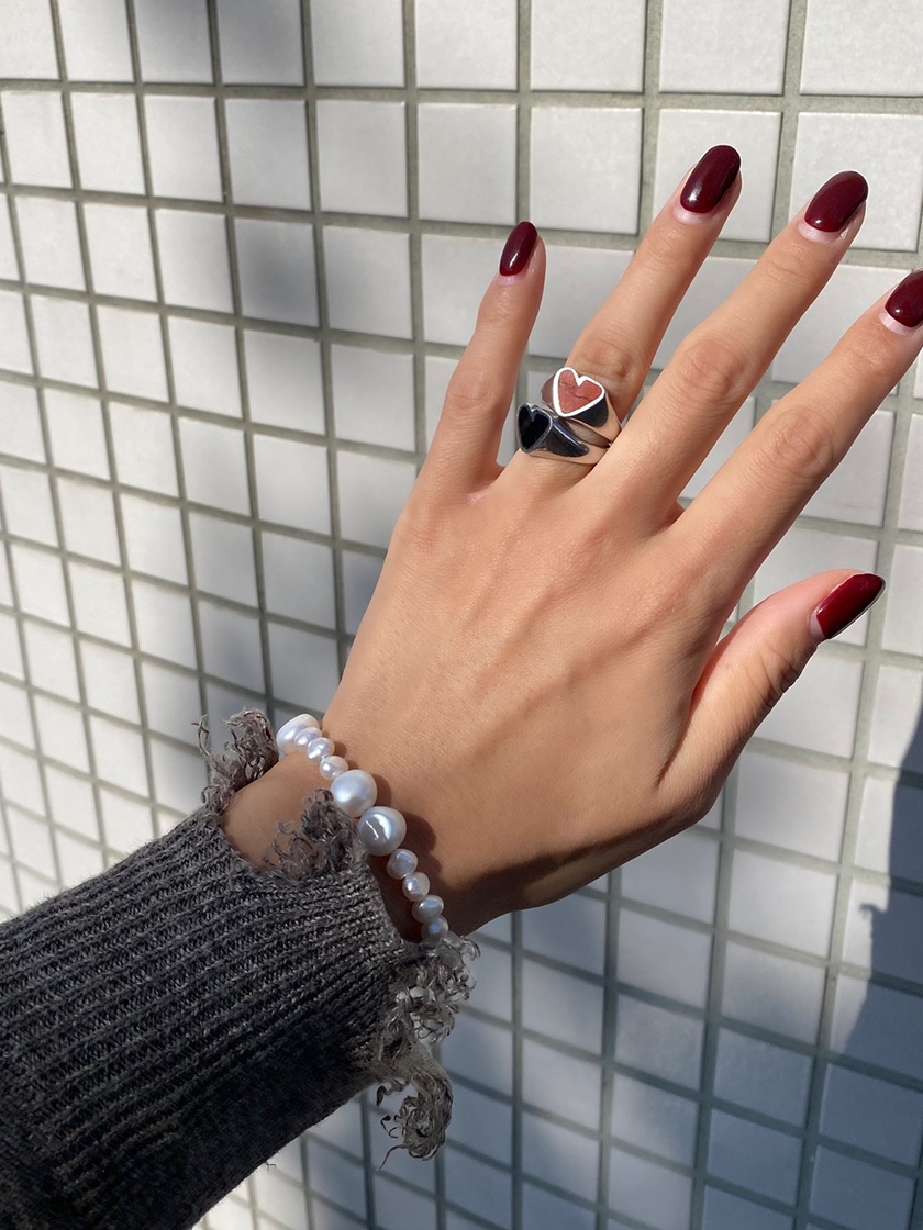 自然体のまま、品よく「大人が選ぶパールジュエリー」