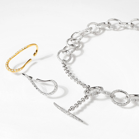 永く愛され続けているスタンダードコレクション