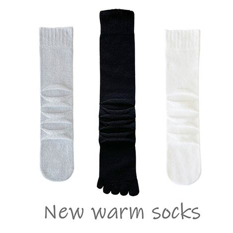 「w&fw」の新作マシュマロソックス＆タビソックス