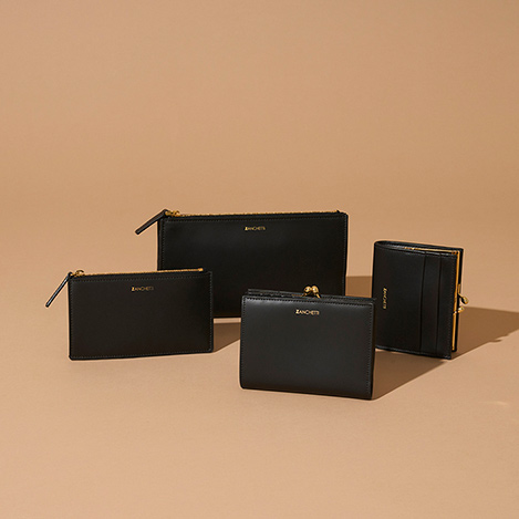 ブランド初となるスモールレザーグッズが登場！