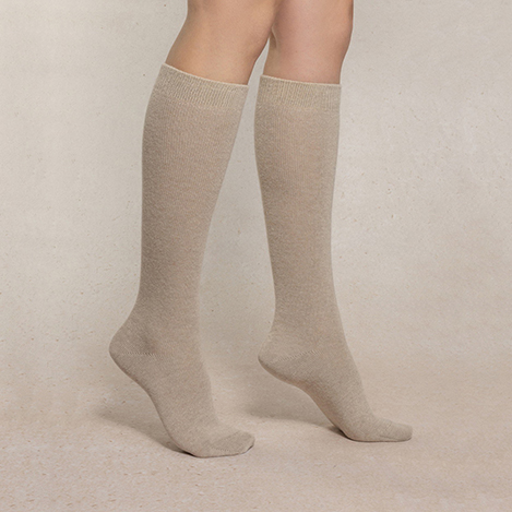 「ブルーフォレ」のウールニーハイソックス