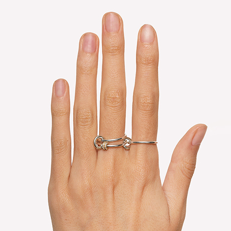 【UNISEX】新春の手元を彩る構築美