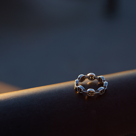 【UNISEX】シグネチャーリングに想いを重ねて