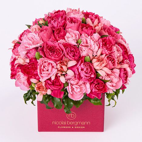 『婦人画報』を母の日に贈りませんか？ 母の日に『婦人画報』と素敵なギフトを。スペシャルキャンペーン実施中！