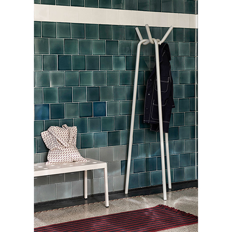 インテリアを格上げ！ 洗練された小物家具をセレクト