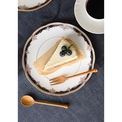 ほっとする木のテーブルアイテム。「チャバツリー」の新商品をチェック！