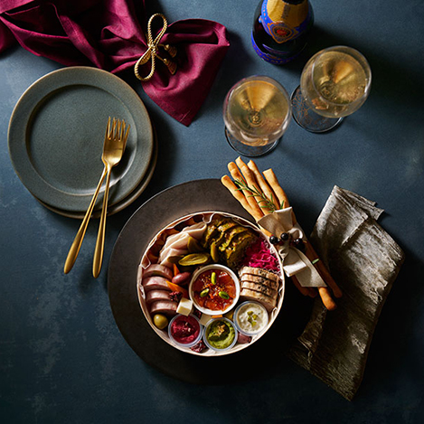 人気の「アペロボックス」に新作登場！ ホリデーにふさわしいグルメを味わって