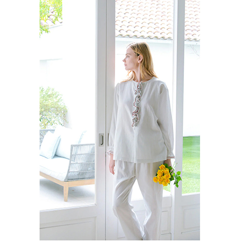 nest Robe/ネストローブ｜ぬくもり感じる「ネストローブ」のハンド