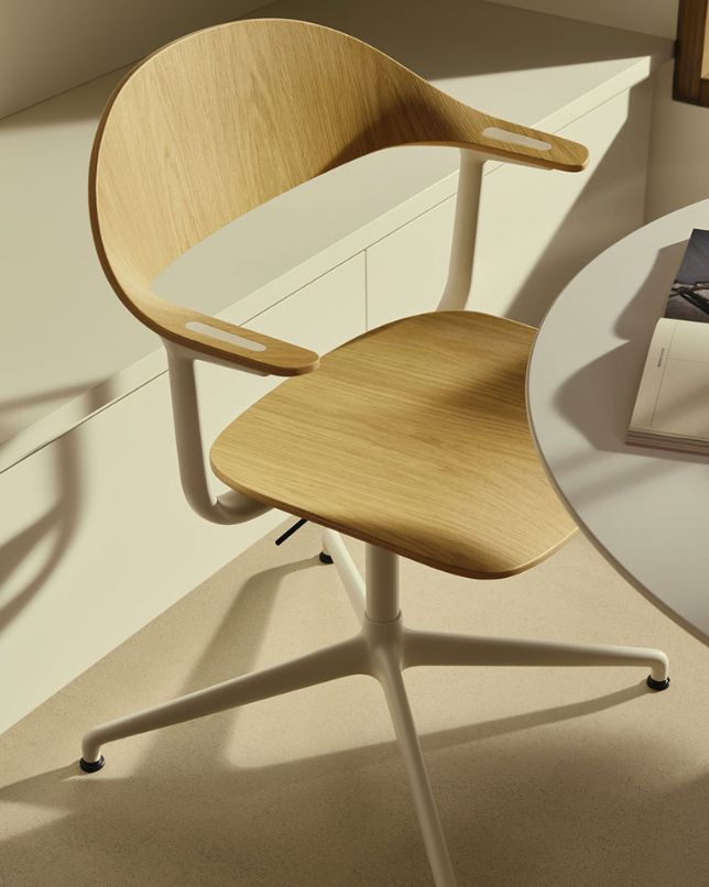 気分が上がるワークスペース！美しく快適なデスクまわりへ