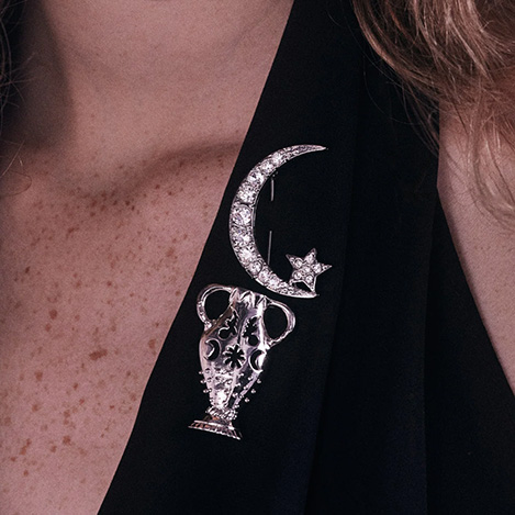 IRIS 47 - 「イリスフォーセブン」静かに煌めくホリデーアクセサリー