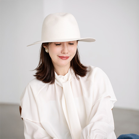 MY WEAKNESS - 《NEW》重くなりがちな秋冬のスタイリングに、程よい抜け感をプラス。