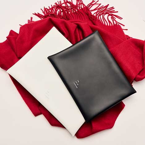 THE ART OF CARRYING - 毎日に溶け込む、コンパクトバッグのギフト