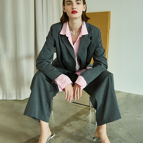 MAISON SPECIAL - 定番にひと癖、進化したセレモニースタイル