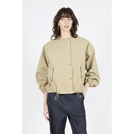 MACKINTOSH - 雨の日に活躍する「マッキントッシュ」の高機能な洗練アウター