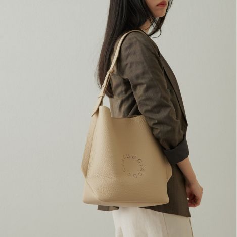 IACUCCI - A4・PC対応！ 仕事も休日も頼れるバッグをPICK UP！