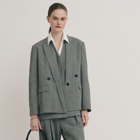 allureville - 洗練とエネルギッシュ。「アルアバイル」の定番アイテムで楽しむ、春のスタイリング術