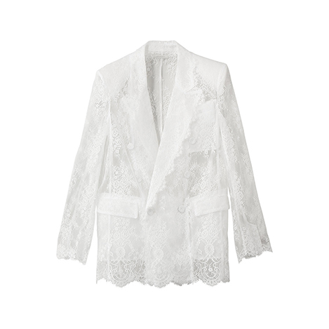 KANAKO SAKAI - 甘さを削ぎ落としたレース——「カナコ サカイ」が描く、新たなハンサムエレガンス