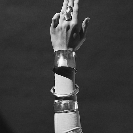 quip queint - 世代を超えて自分らしく飾る「クイップ クエイント」の新作バングル