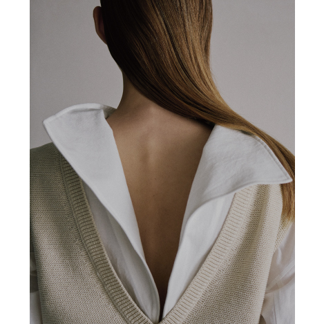 IIROT - 「イロット」フォルムで魅せるブラウス