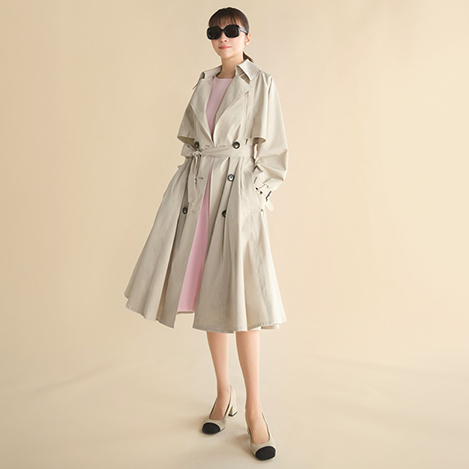 DAISY LIN - ドラマティックに、アクティブに。季節を軽やかに繋ぐ、洗えるドレストレンチ＆究極のスウェットパーカが登場