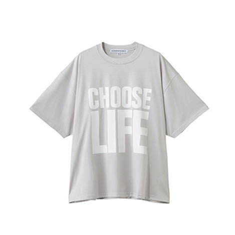 KATHARINE HAMNETT - この夏に選びたい、ELLE SHOP限定の「キャサリン・ハムネット」スローガンTシャツ