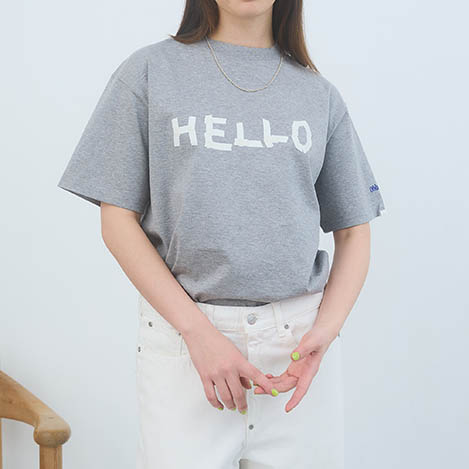 Oblada - こだわりの素材で差がつく【ELLE SHOP限定】「オブラダ」のHELLO Tシャツ