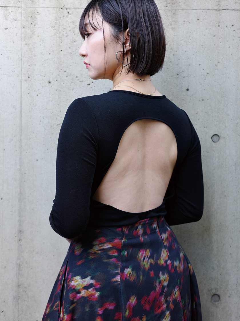 AROMATIQUE / YURI - 冬の装いを軽やかにする、ウールのベースレイヤー