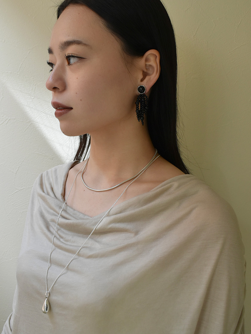 IRIS 47 / MINAMI - シルバーと天然石が導くモダンな装い