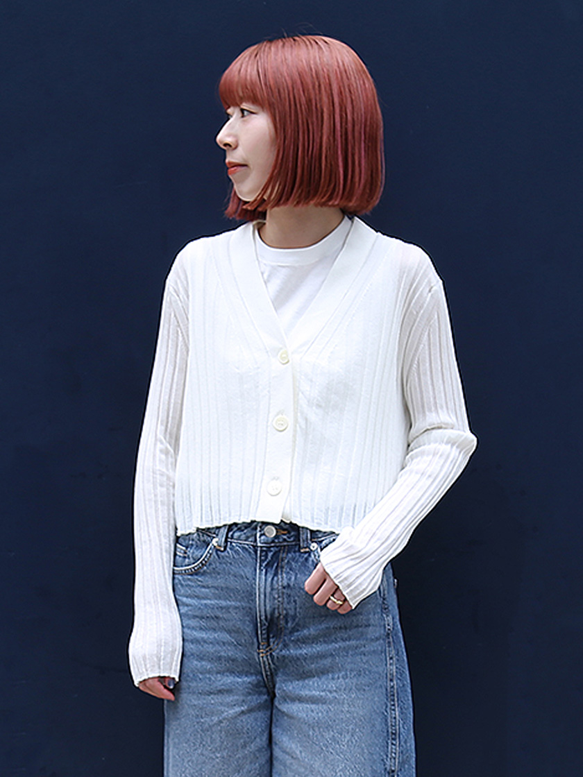 SLOANE / RANKO - 縦ラインが導く美しいシルエットの春夏ニットコーデ