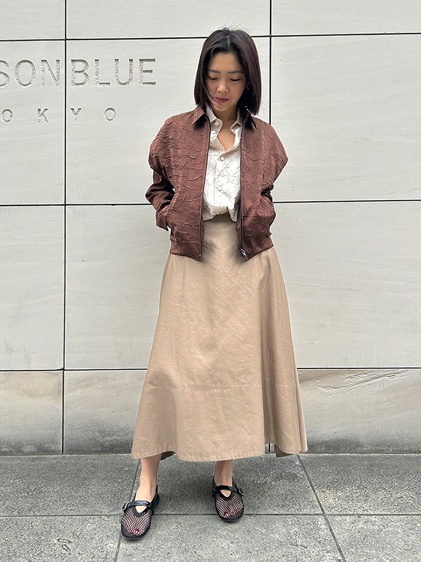 MADISONBLUE / MOTOMITSU - ベージュ×ブラウンで魅せる、大人の軽やかスタイル