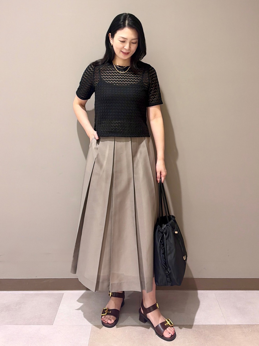 LANVIN en Bleu / TOMOKO - レース×シアープリーツで叶える夏の上品カジュアル