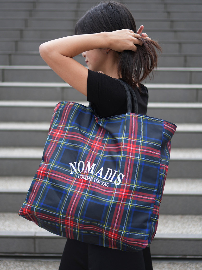 NOMADIS / YURI - 秋のスタイリングにプラスしたい「ノマディス」のバッグ