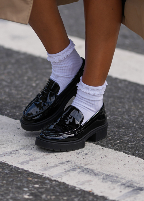 “ローファー”で足元から即秋顔へ