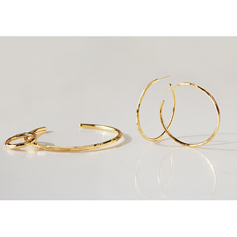 職人技が光る“Hand Cutting”シリーズが入荷