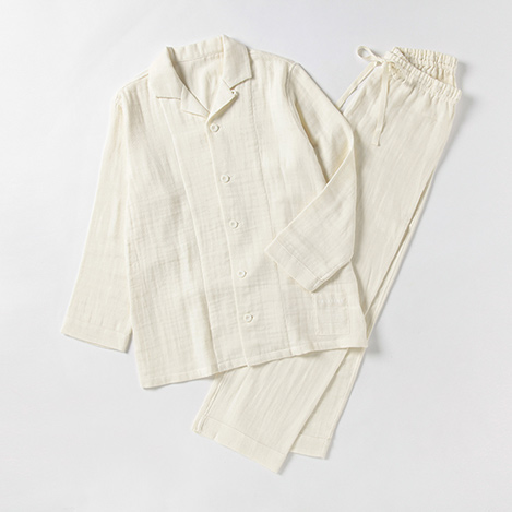 「プリスティン」のパジャマで極上の眠りを