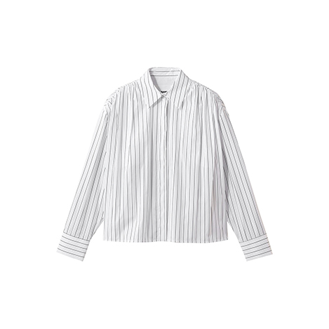 ミニマルで品よく魅せる。「ジルサンダー」の新作トップス