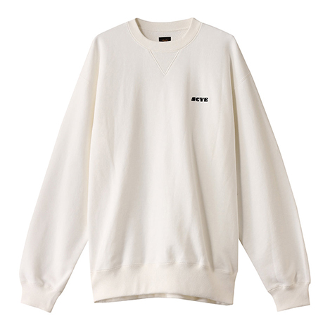 品よく使える、大人の洗練スウェット