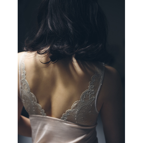 【ELLE SHOP先行発売】オーガニックコットン×リバーレースのカップ付きキャミソールが登場！！