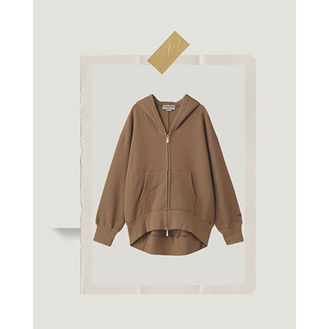 エルショップ限定！「アメリカーナ」ゴールドジップ フードパーカーが残りわずか