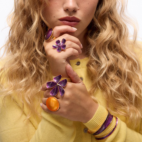 秋気分を高める「セシル・エ・ジャンヌ」の新色パープルジュエリー