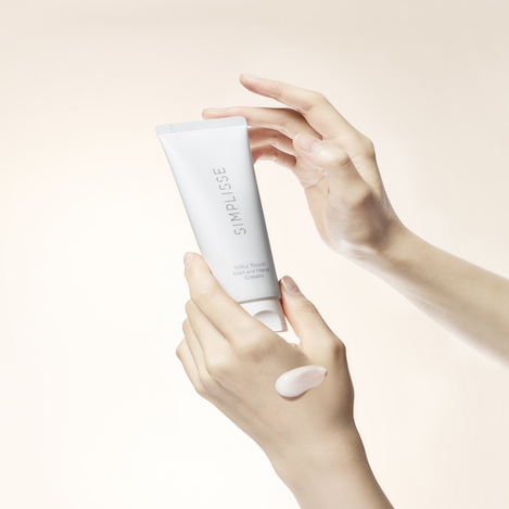 シルクのようななめらかな手肌へ。「SIMPLISSE（シンプリス）」のネイル＆ハンドクリームが新発売！