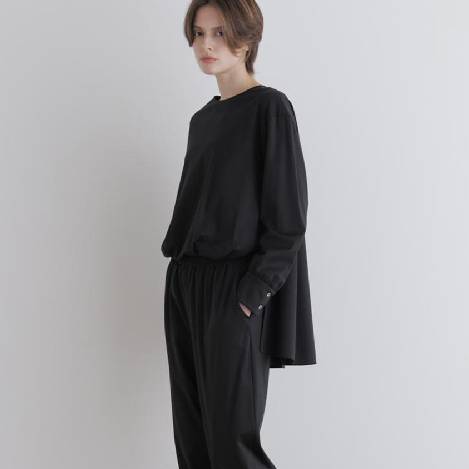 ＜PICK UP＞オフィスも休日もオケージョンも対応できるコンビネゾン